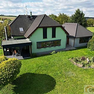 Prodej rodinného domu 197 m² Mostkovice