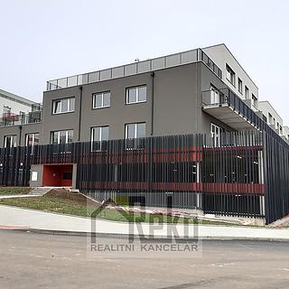 Prodej bytu 3+kk 116 m² Beroun