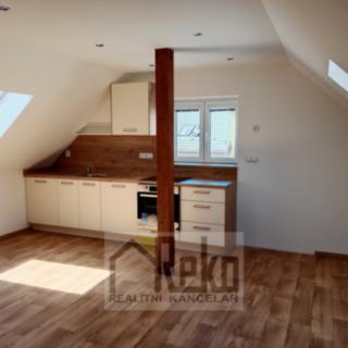 Pronájem bytu 2+kk 58 m² Beroun -Závodí, Smetanova