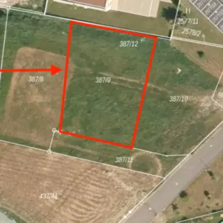 Prodej stavební parcely 869 m²