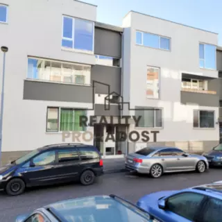 Pronájem byty 2+kk 61 m²