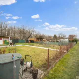 Prodej zahrady 298 m²