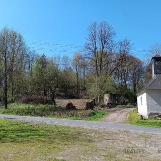 Prodej stavební parcely 2 937 m²