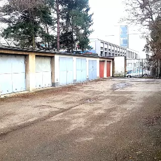 Pronájem garáže 17 m²