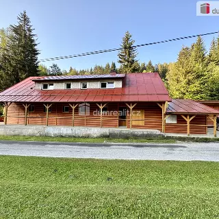 Prodej chalupy 350 m²