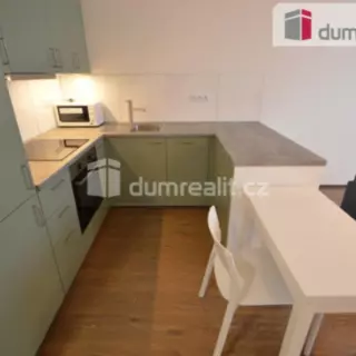 Pronájem byt 1+kk, garsoniera 40 m²