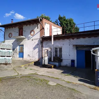 Pronájem skladové prostory 67 m²