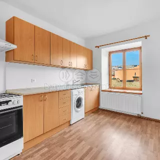 Pronájem byty 1+1 37 m²