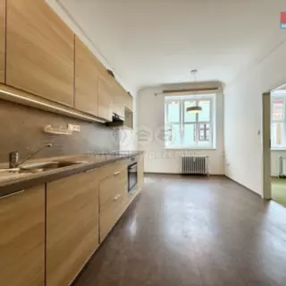 Pronájem byty 2+1 61 m²