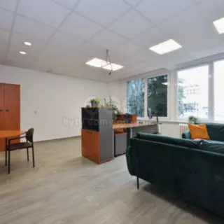 Pronájem kanceláře 115 m²