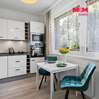 Prodej byty 2+1 56 m²