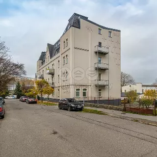 Prodej byty 2+kk 56 m²