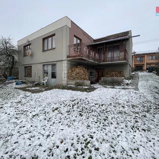 Prodej rodinné domy 210 m²