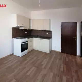 Pronájem byty 1+1 36 m²