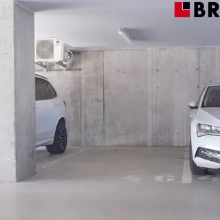 Pronájem parkovací místa a garážová stání 12 m²