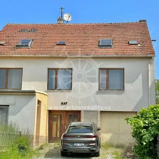 Prodej rodinné domy 325 m²