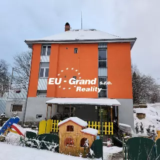 Prodej rodinné domy 226 m²