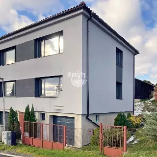 Pronájem byty 4+kk 90 m²