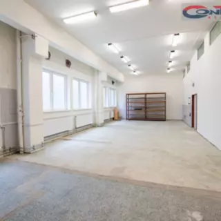 Pronájem skladové prostory 3 400 m²
