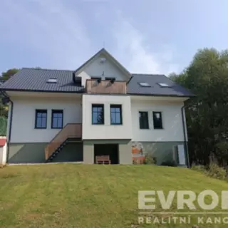 Pronájem byty 1+1 38 m²
