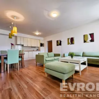 Pronájem byty 2+kk 70 m²