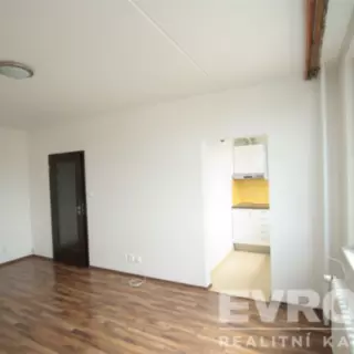 Pronájem byty 1+1 28 m²