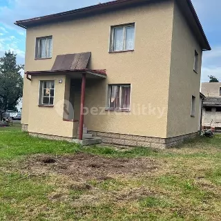 Prodej rodinné domy 150 m²