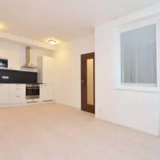 Pronájem byty 2+kk 50 m²