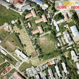 Prodej komerční pozemky