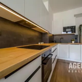 Pronájem byty 2+kk 50 m²