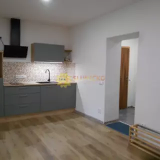 Pronájem byty 2+1 65 m²