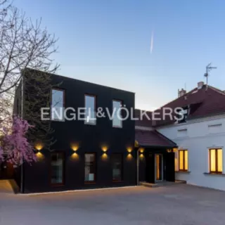 Prodej kanceláře 76 m²