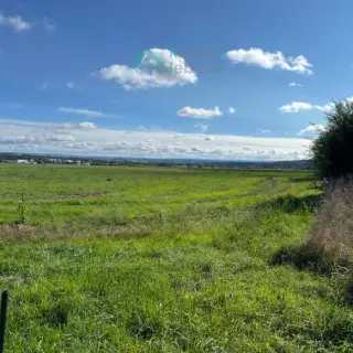 Prodej stavební parcely 1 421 m²