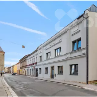 Pronájem byty 3+kk 71 m²