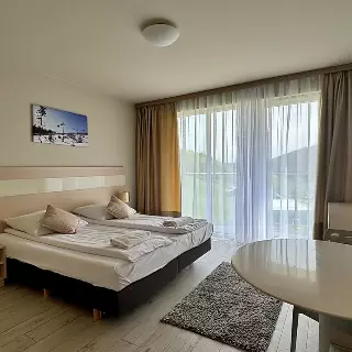 Prodej hotely, penziony 28 m²