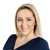  Karolína Vypušťáková
